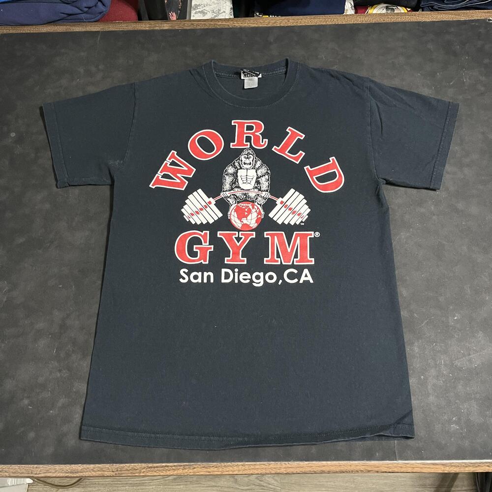 World Gym Vintage San Diego Shirt USA Made Gorilla Weightlifting Bodybuilding